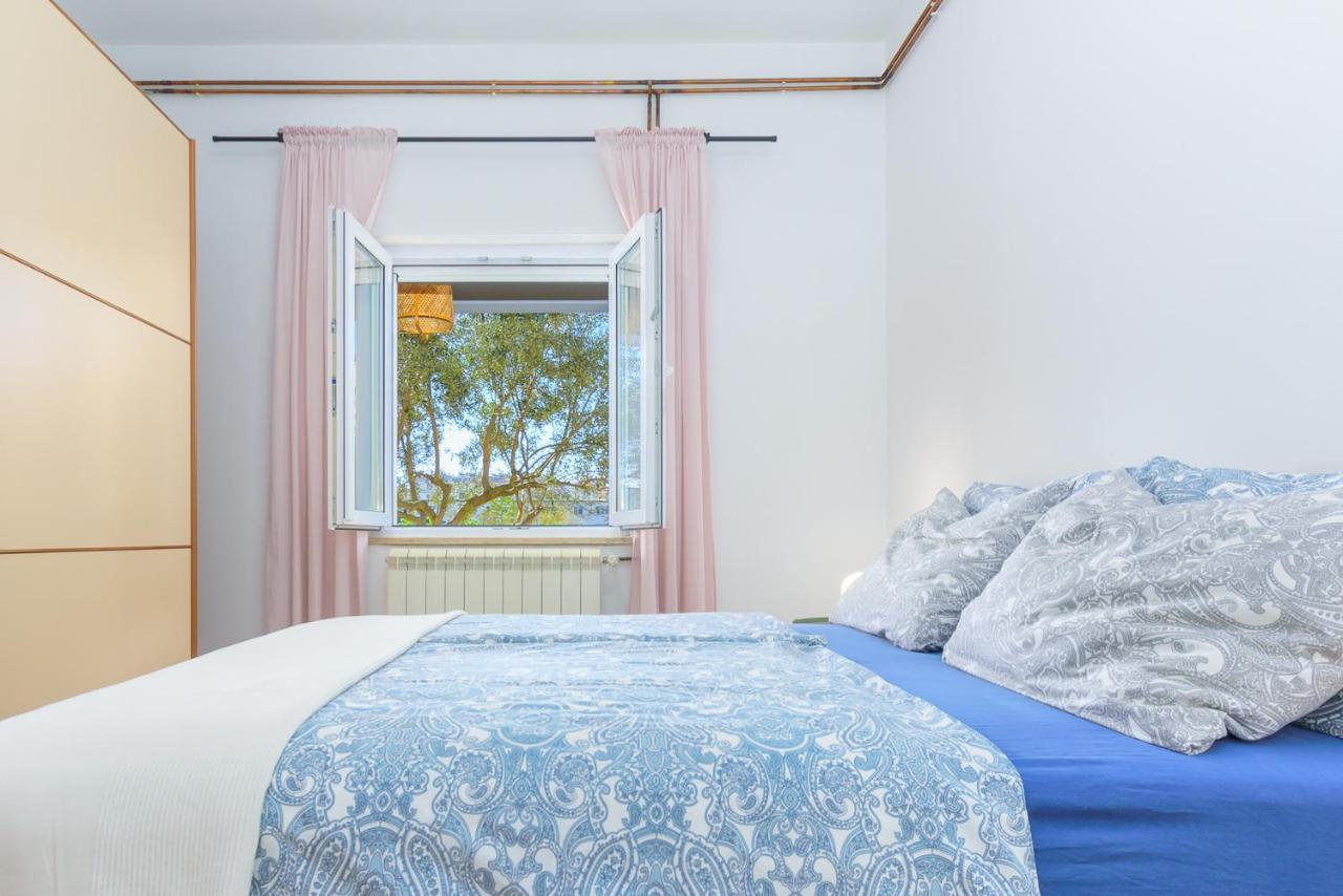 Apartment Macan, Beautiful Green Oasis พูลา ภายนอก รูปภาพ