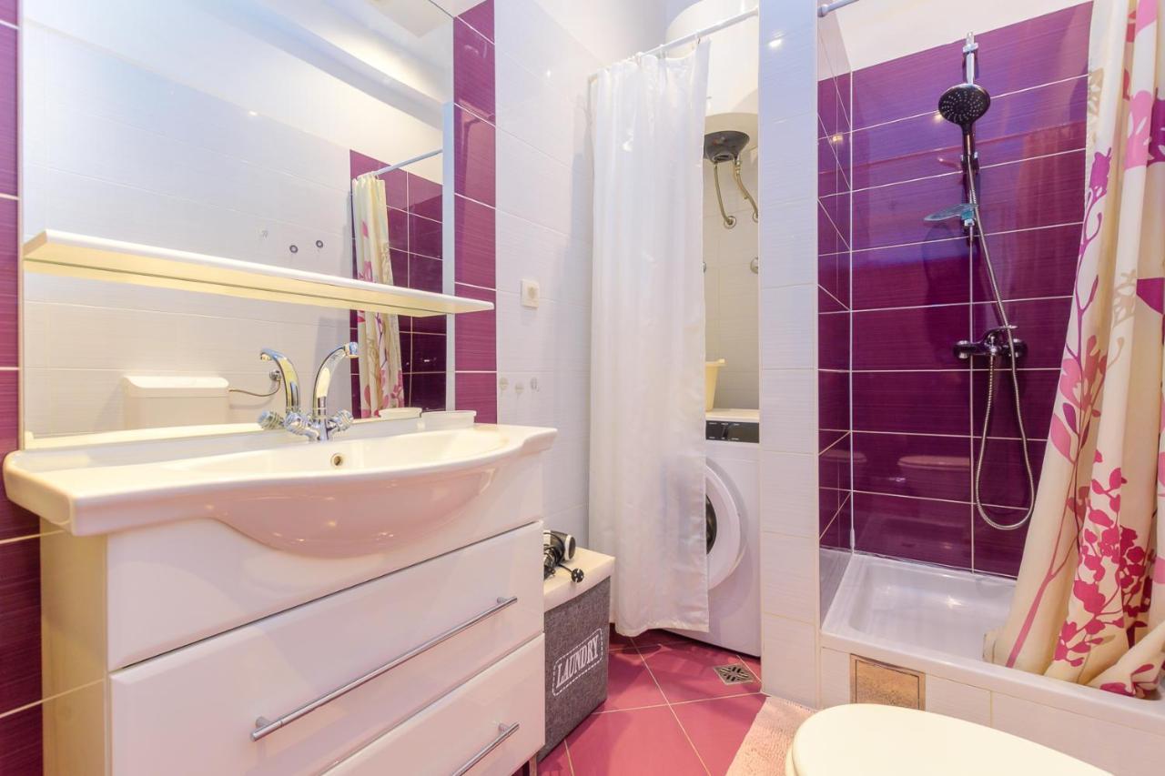 Apartment Macan, Beautiful Green Oasis พูลา ภายนอก รูปภาพ